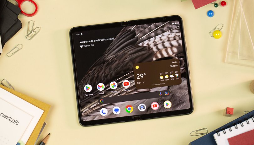 nextpit Google Pixel Fold Display