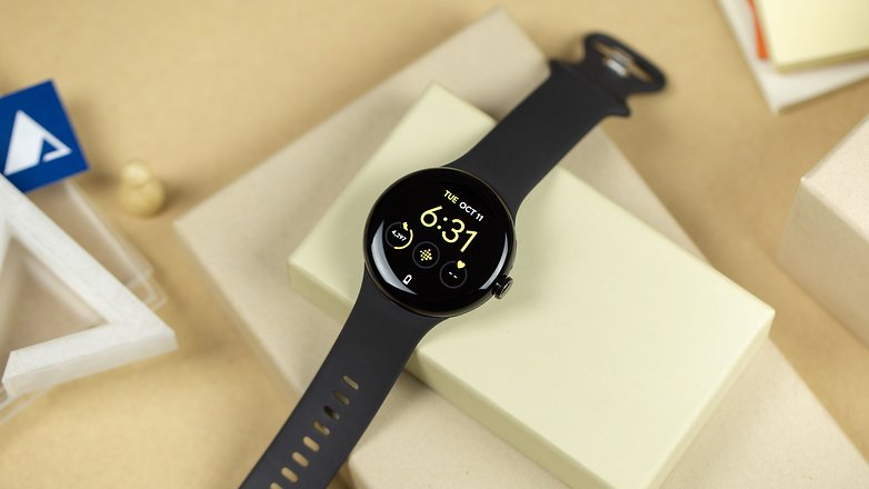 Google Pixel Watch von vorne