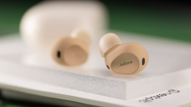 Jabra Elite 10 Review: Everything an Earbuds Needs to Have | nextpit