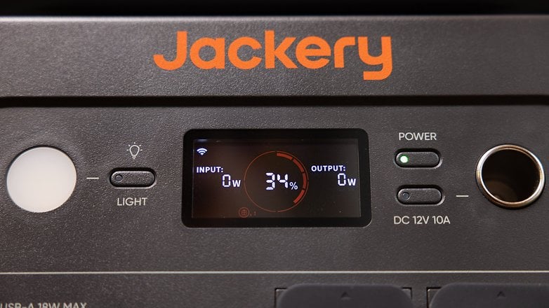 Jackery Explorer 1000 Plus Bidlschirm