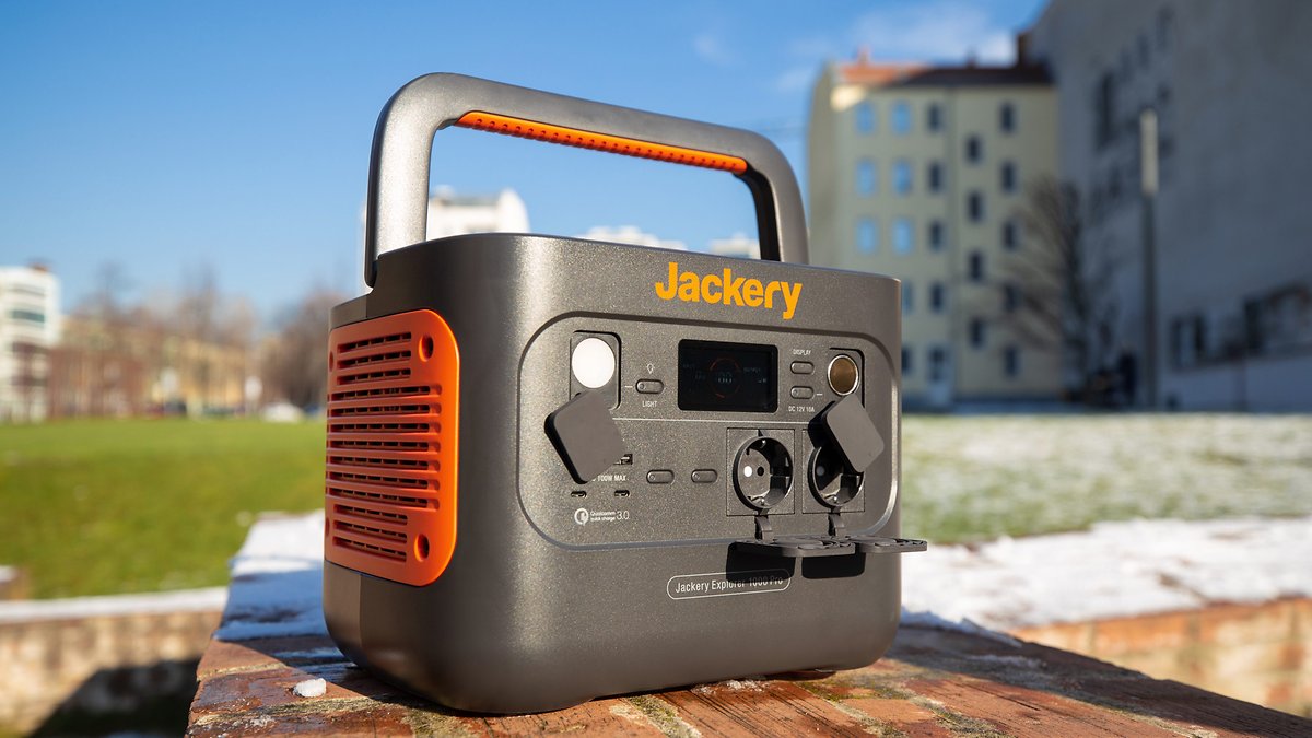 NextPit Jackery Explorer 1000 Pro Review