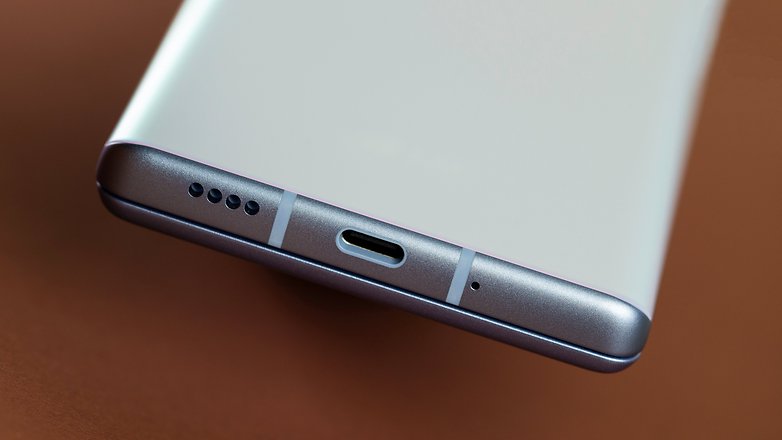 No 3.5 mm headphone jack