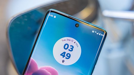 Motorola Edge 40 Neo Review 144 Hz Display And Ip68 Rating Motorola Edge 40 Neo Review 144 Hz Display And Ip68 Rating