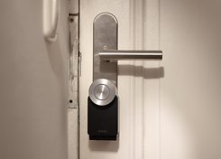 nextpit Nuki Smart Lock Pro Front