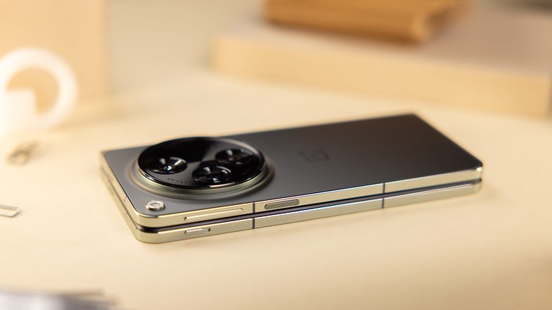 OnePlus Open camera module in detail