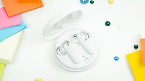 Oppo Enco W31 review: cute box, weak sound