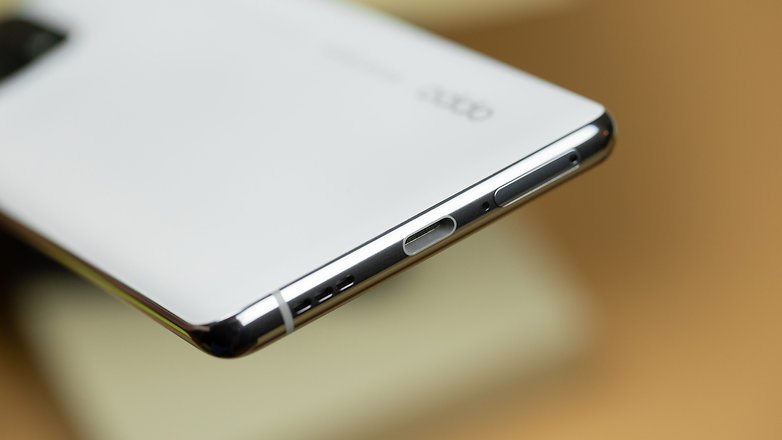 Oppo Find X5 hands-on: Stellar cameras on a 2021 platform