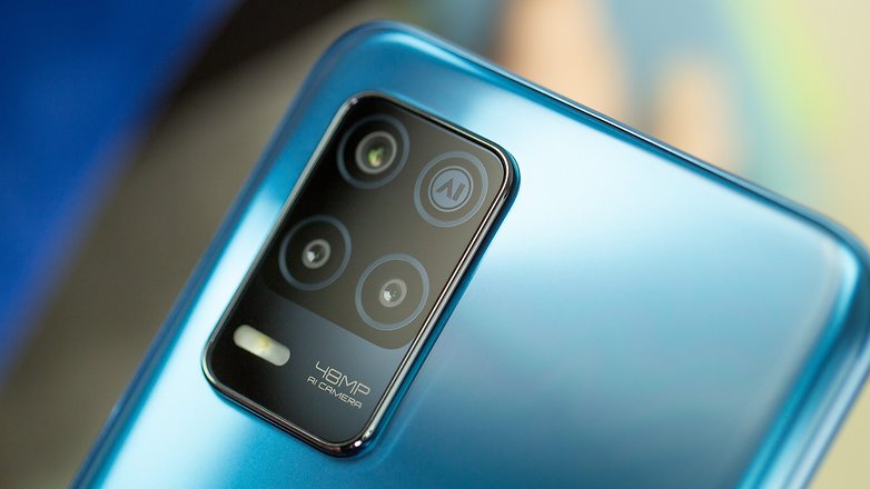 NextPit Realme 8 5G camera