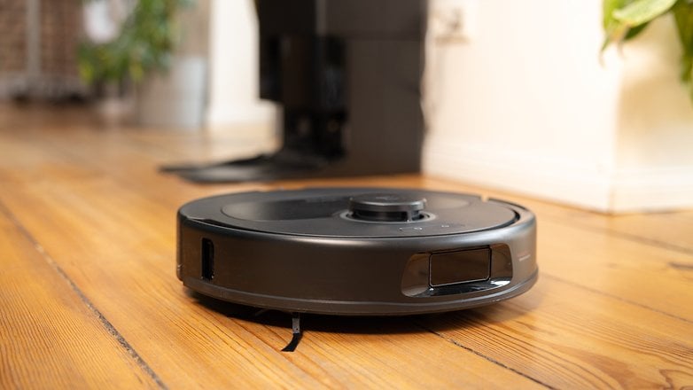 Roborock Qrevo Plus Frontansicht Roborock Qrevo Plus Frontansicht