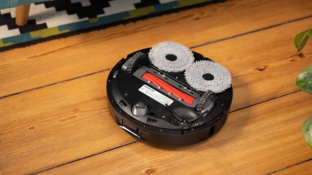 Le Roborock Qrevo Plus vu de l'arrière