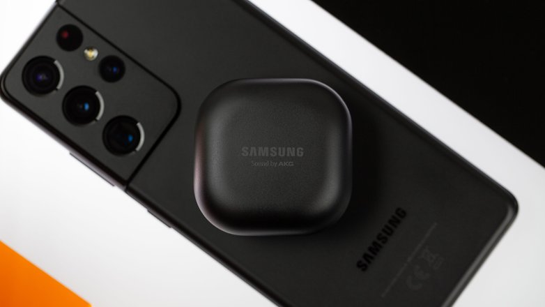 NextPit Samsung Galaxy Buds Pro case