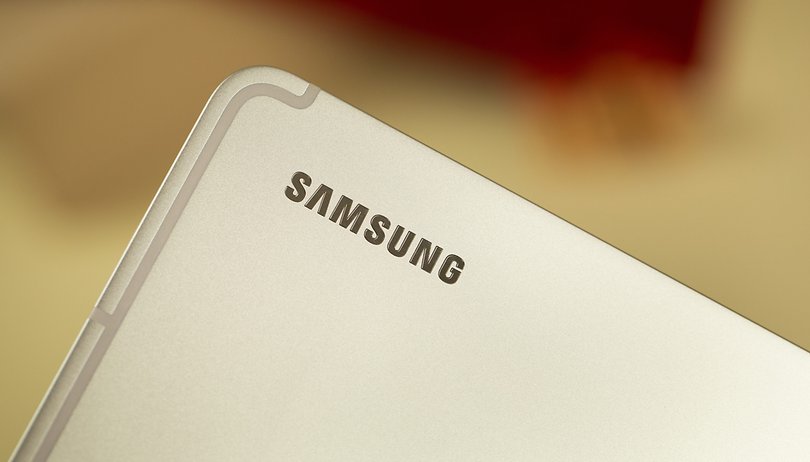NextPit Samsung Galaxy Tab S7 FE logo