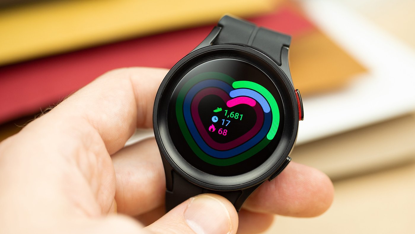 Samsung Galaxy Watch 5 bekommt Kamerazoom und Akku-Tool per Update