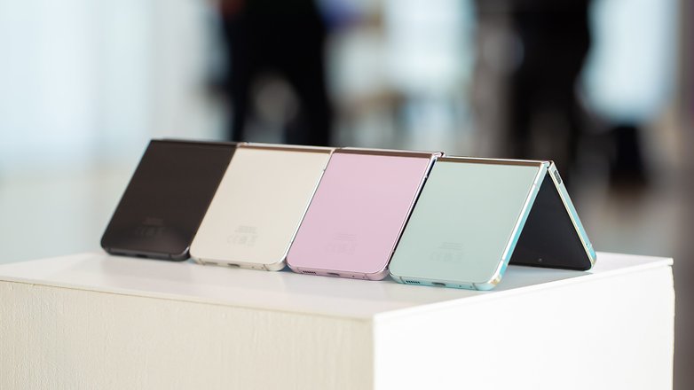 Samsung Galaxy Z Flip 5 Samsung Galaxy Z Flip 5
