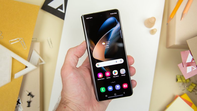 Écran extérieur du Samsung Galaxy Z Fold 4