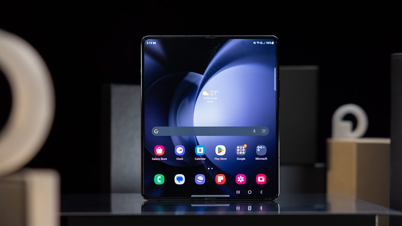 Samsung Galaxy Z Fold 5