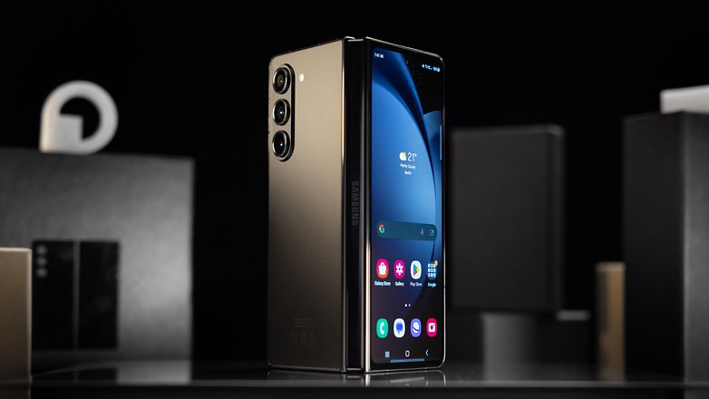 Samsung Galaxy Z Fold 5 Samsung Galaxy Z Fold 5