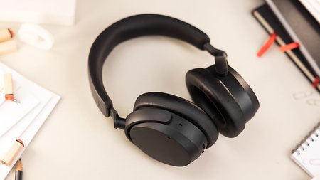 The Best Bluetooth headsets with Active Noise Cancellation Compared