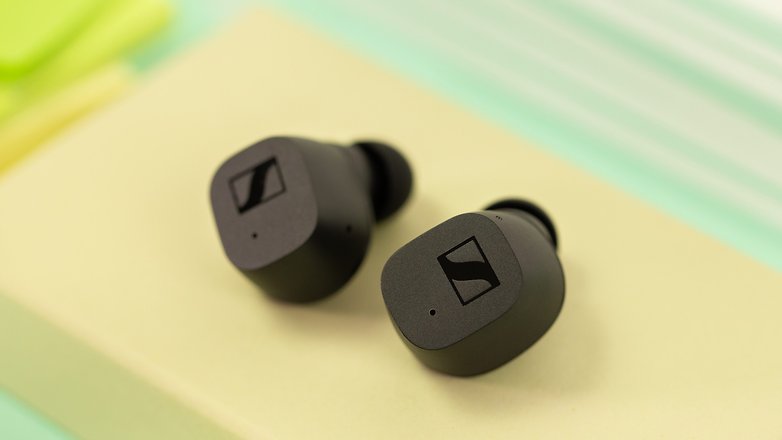 NextPit Sennheiser CX Earbuds headphones