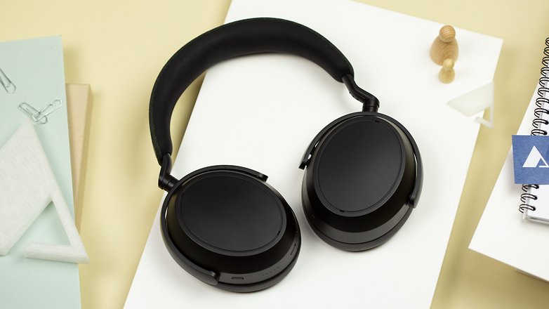 Sennheiser Momentum 4 Wireless komplett.