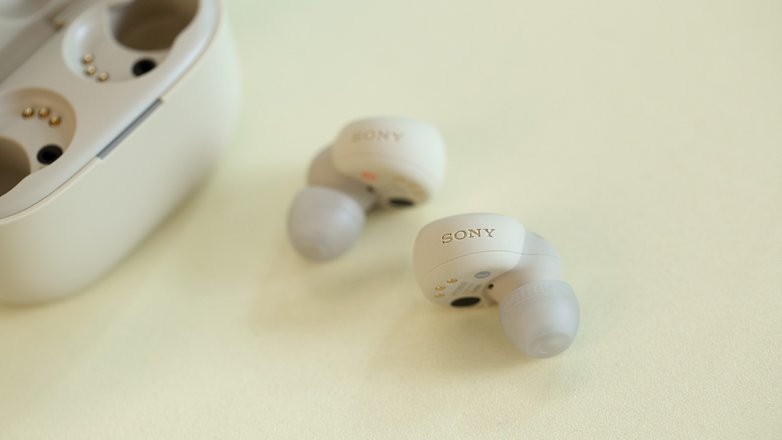 100%新品安い【ヤスミ様専用】SONY LinkBuds S エクリュ ヘッドホン