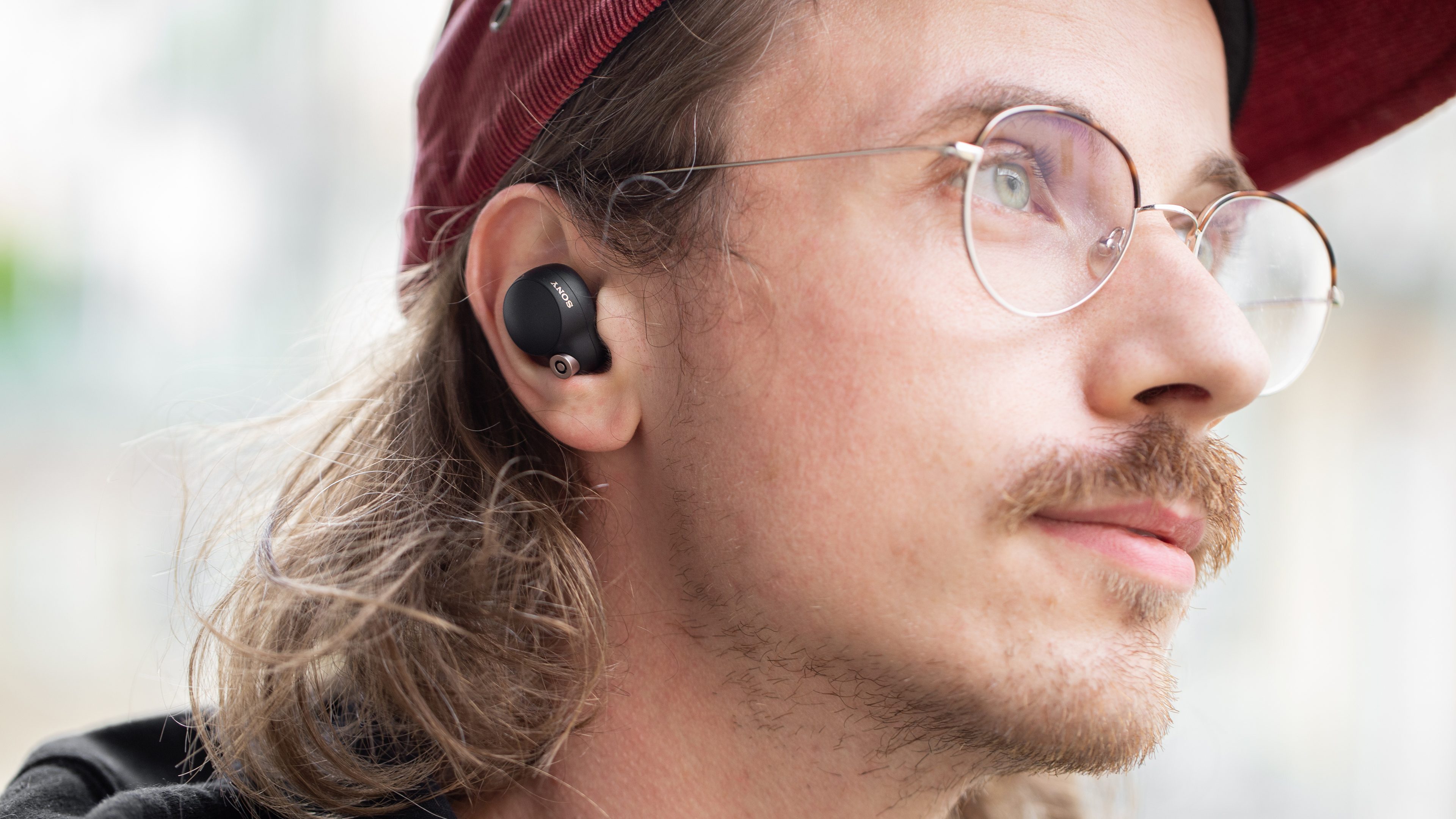 Sony WF 1000XM4 review What goes in the ear stays in the head