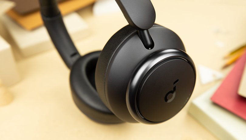 NextPit Soundcore Space Q45 Headphones