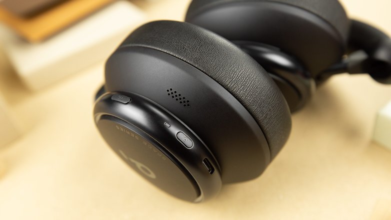 Casque d'écoute Bluetooth à suppression du bruit Space Q45 de Soundcore par  Anker - Noir