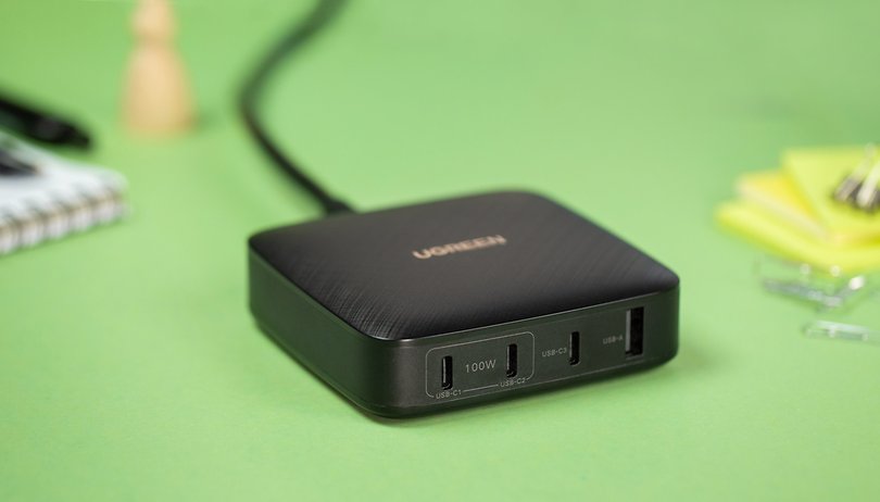 NextPit Ugreen 100W USB C Desktop Charger c