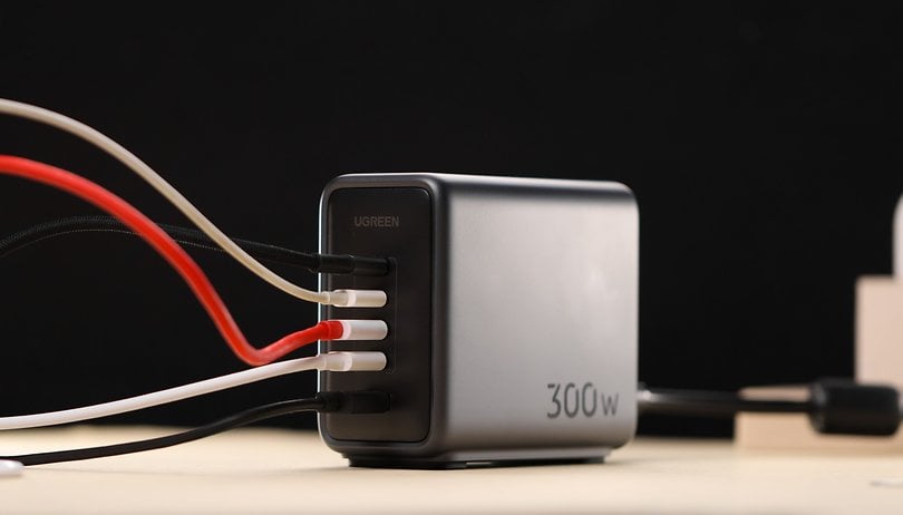 UGREEN Nexode 300W GaN Desktop Charger Review: One Charger to Rule