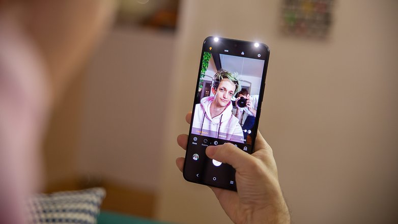 Vivo V21 5G im Test - Selfie-Wunder oder Allround-Talent ?