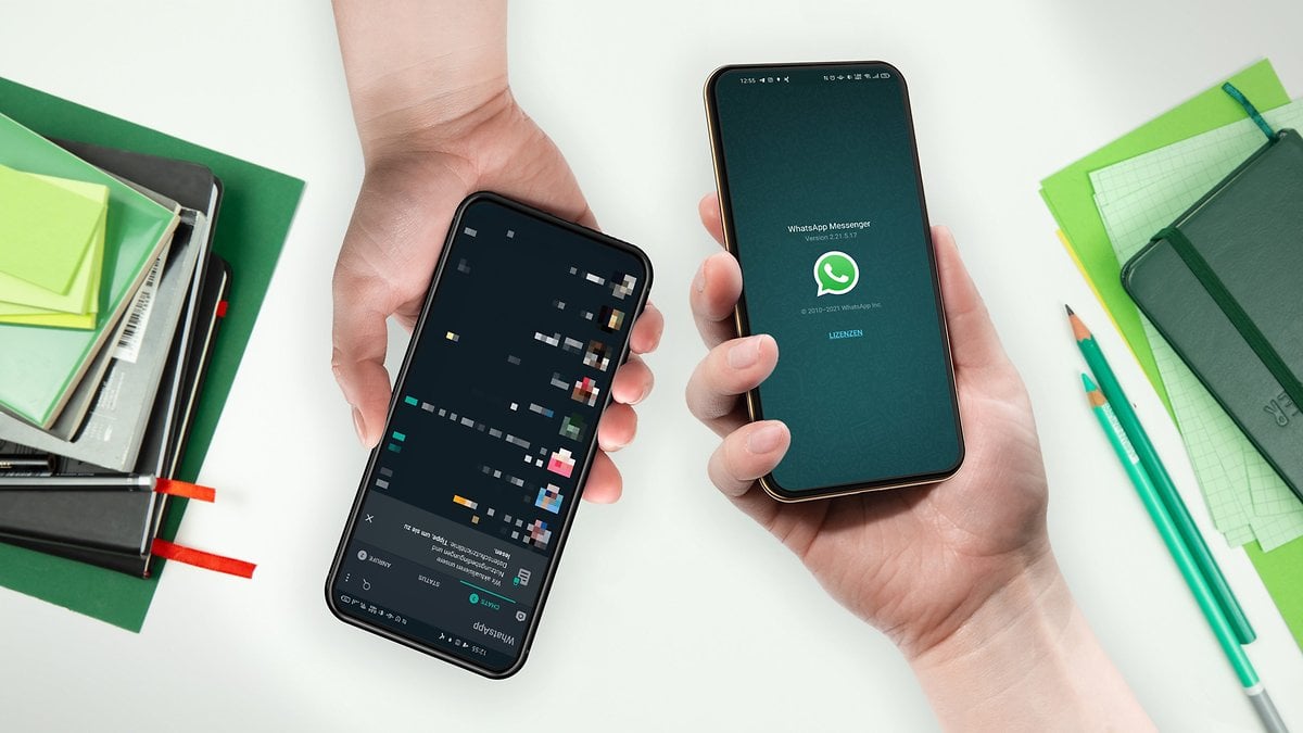 WhatsApp 2 phones