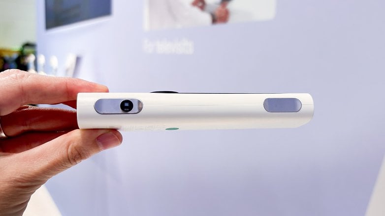 Withings BeamO single-lead ECG sensors in detail