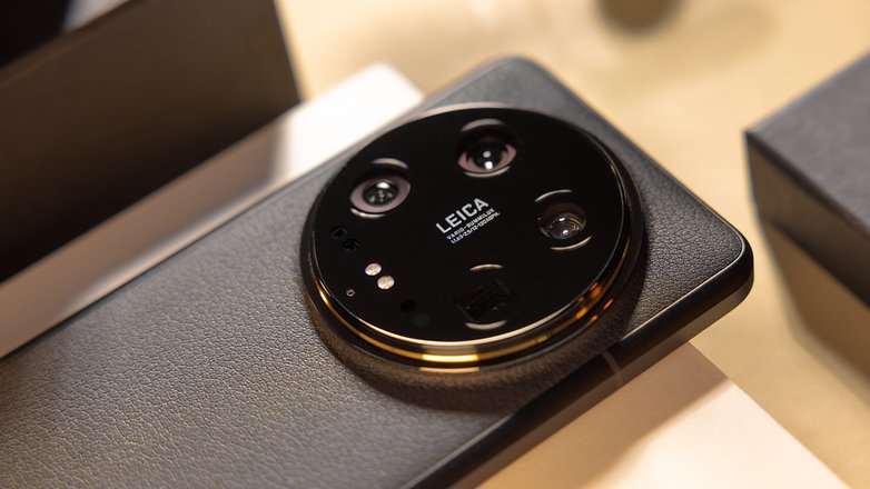 Xiaomi 14 Ultra camera module up close