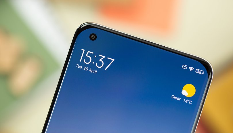 NextPit Xiaomi Mi 11 Ultra előlapi kamera