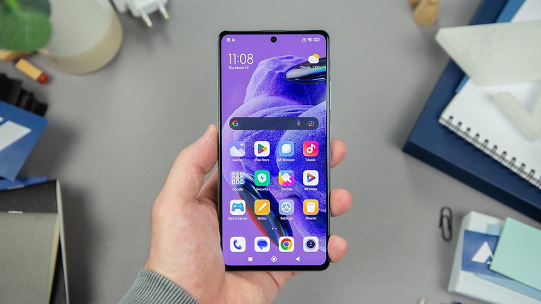 Xiaomi Redmi Note 12 Pro Plus display