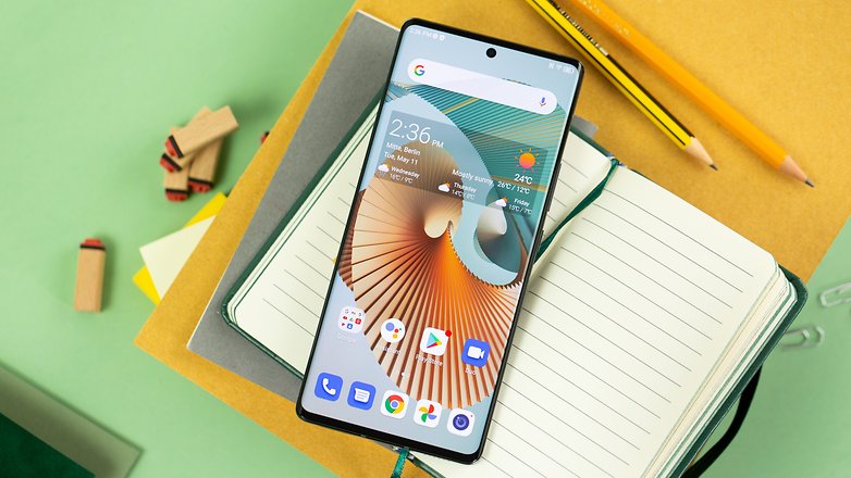 NextPit ZTE Axon 30 Ultra display