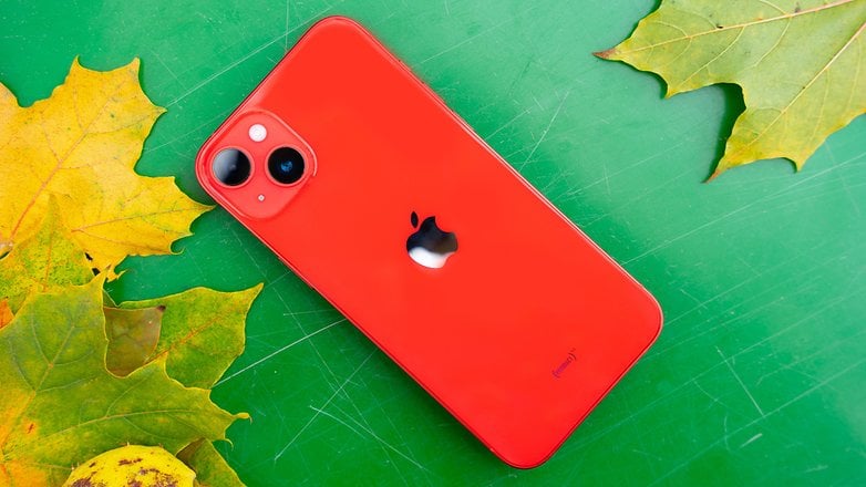 Apple iPhone 14 Plus Review: Big is Beautiful!