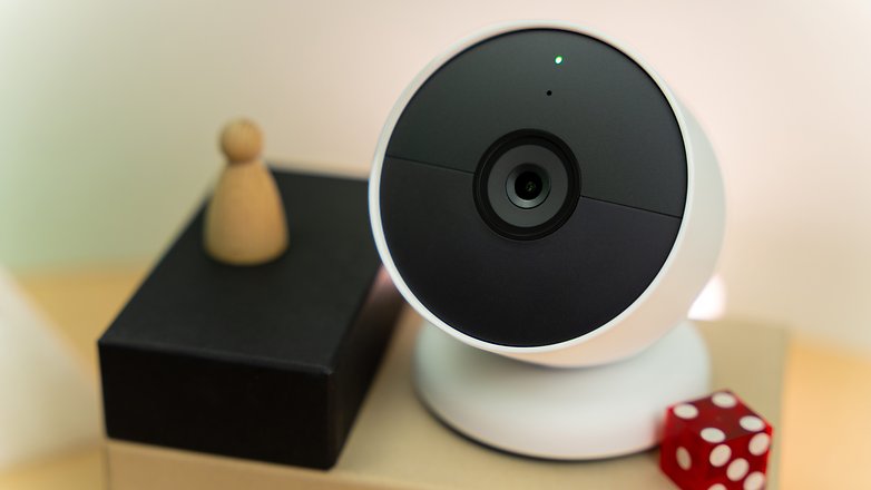 LED-Lampe Google Nest Cam.