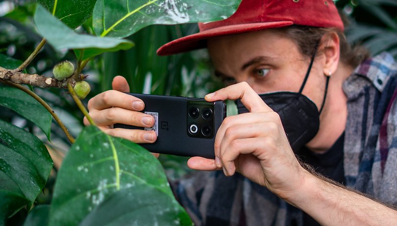 OnePlus 10 Pro Photo Class Hero Pic