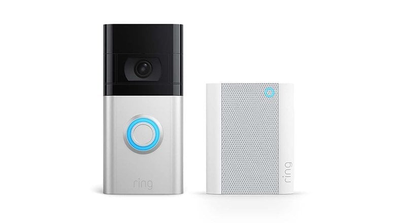 Eine Ring Video Doorbell mit Chime-Klingel.