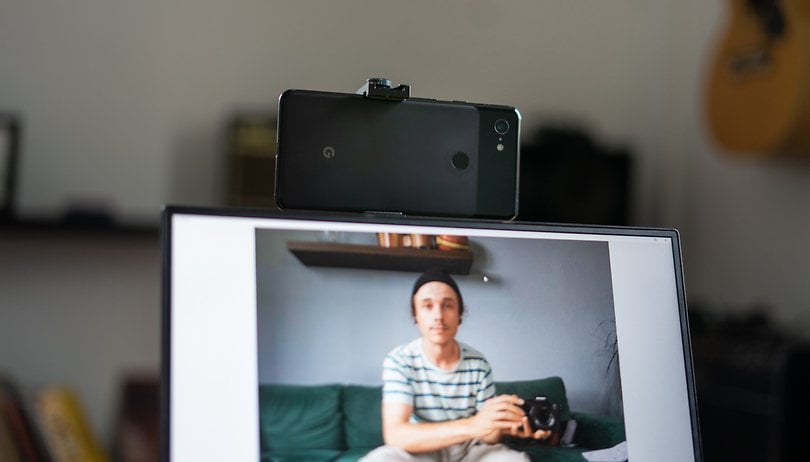 Telefon pintar sebagai webcam nextpit