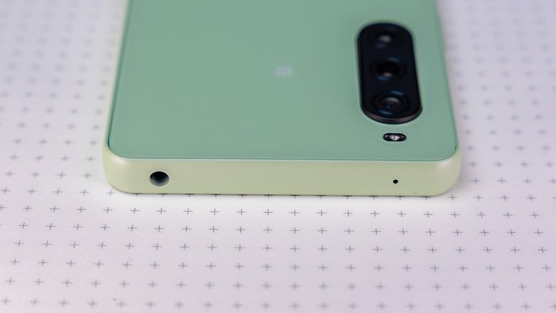 Sony Xperia 10 V Review: Misplaced priorities