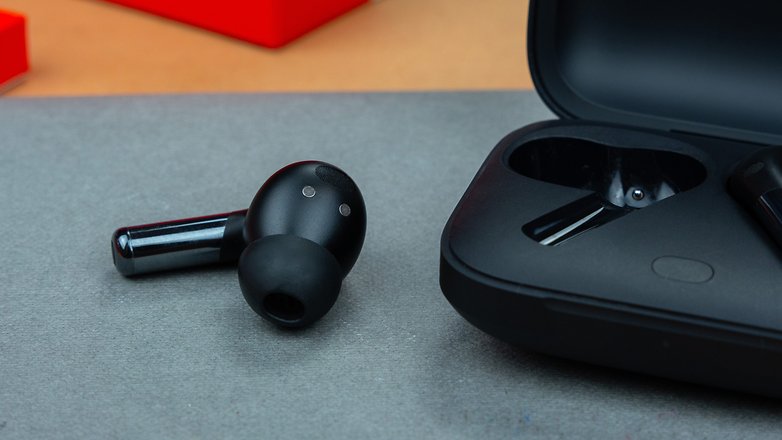 Les OnePlus Buds Pro 2 vus de près