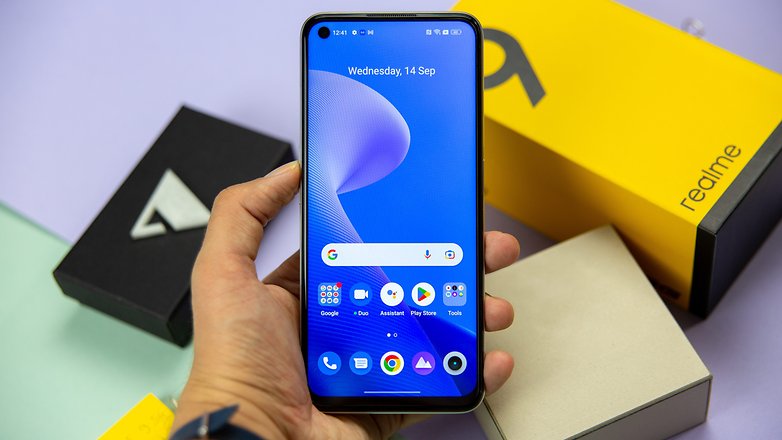 Realme 9 5G is on hand.