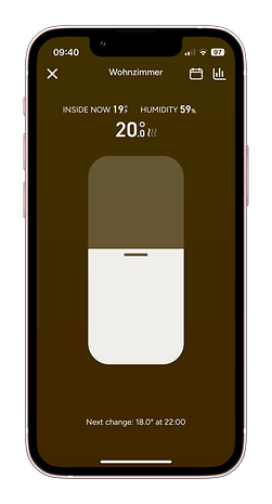 Smartphone affichant l'interface de l'application tado° montrant la température et l'humidité pour 'Wohnzimmer'.