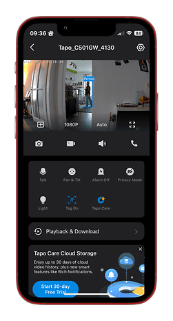 Mobile-Oberfläche zeigt den Tapo C501GW-Kamerafeed mit erkanntem Personen.