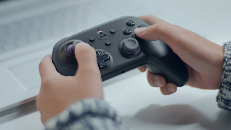 Amazon Luna Controller lifeystyle