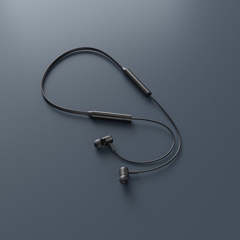 Redmi SonicBass Wireless Earphones 6