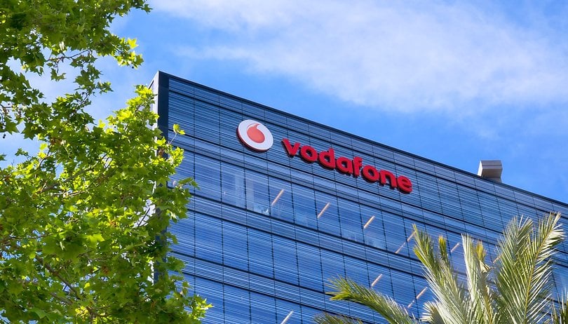 NextPit Vodafone Shutterstock
